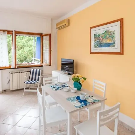 Ambra Marina, La Casa Tra I Pini A Rapallo! * 拉帕洛