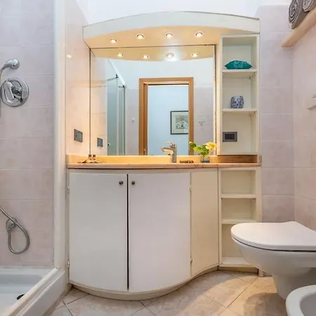 Apartment Ambra Marina, La Casa Tra I Pini A Rapallo! *