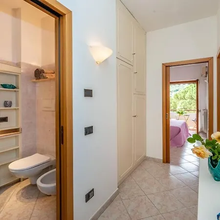 Apartment Ambra Marina, La Casa Tra I Pini A Rapallo!